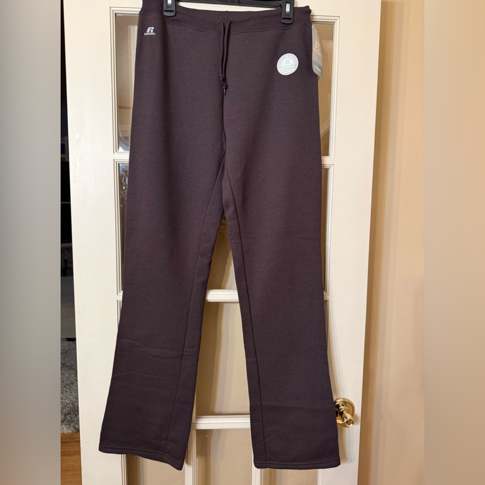 NWT Unisex-Russell Athletic Dark Brown Sweatpants size 12/32 inseam
